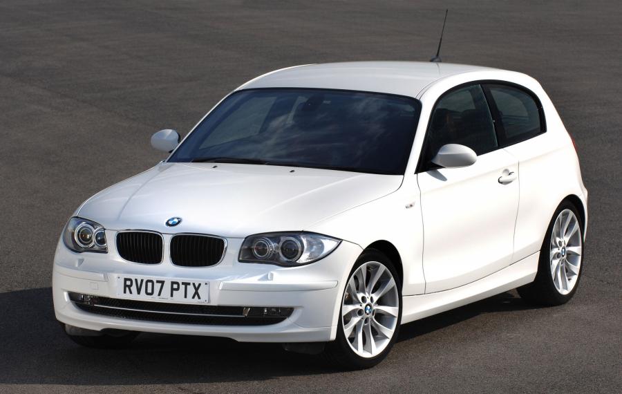  BMW 1-Series 3-Door 2007 года  (фото 8 из 9)